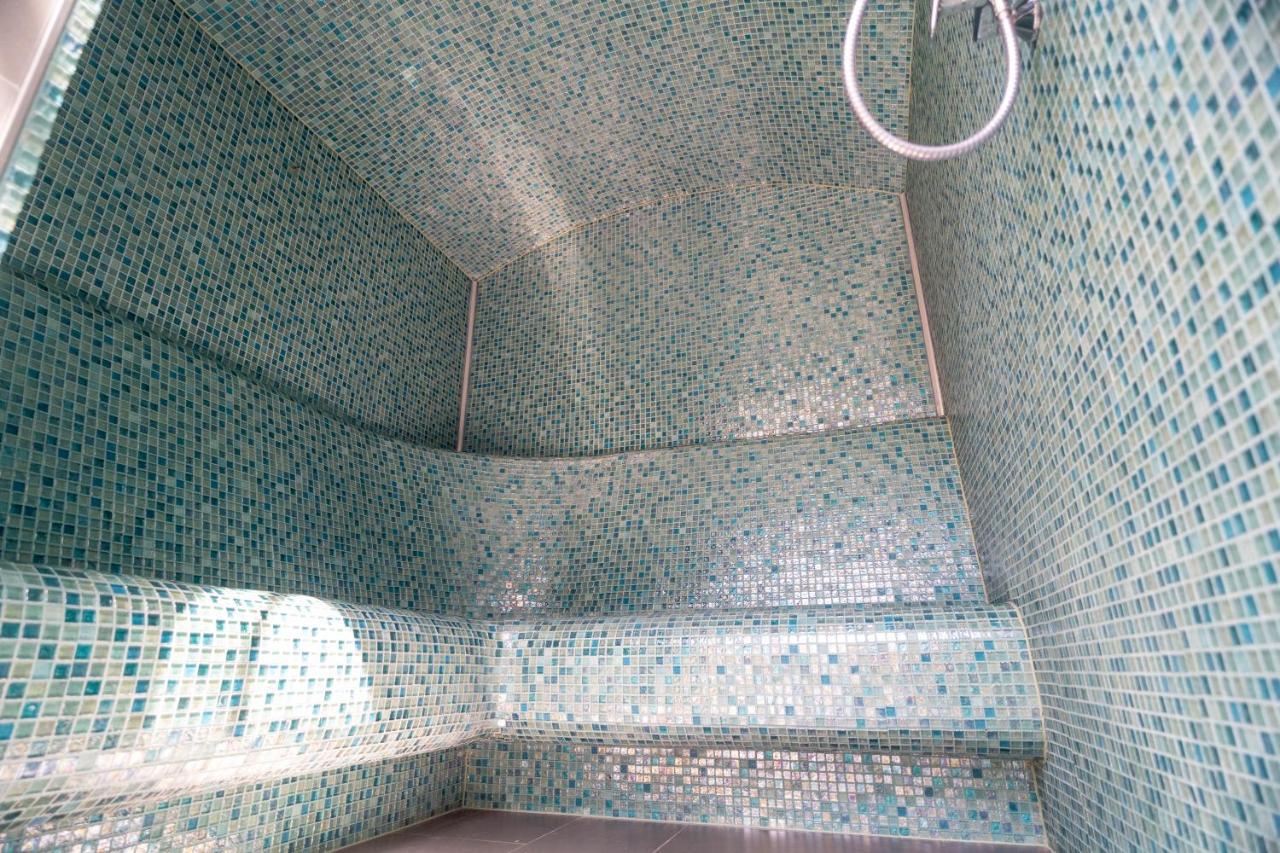 Vegvar Spa Apartman ยูลา ภายนอก รูปภาพ